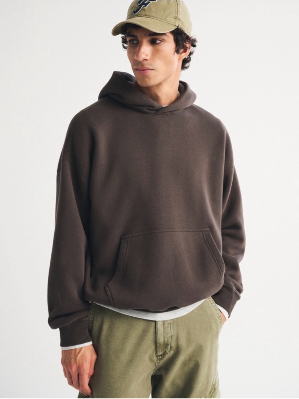 Abercrombie & Fitch Men's Chocolate Brown Pullover Hoodie